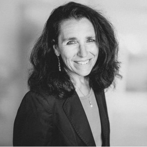 Porträt von Prof. Dr. Dr. Dr. Claude-Hélène Mayer
